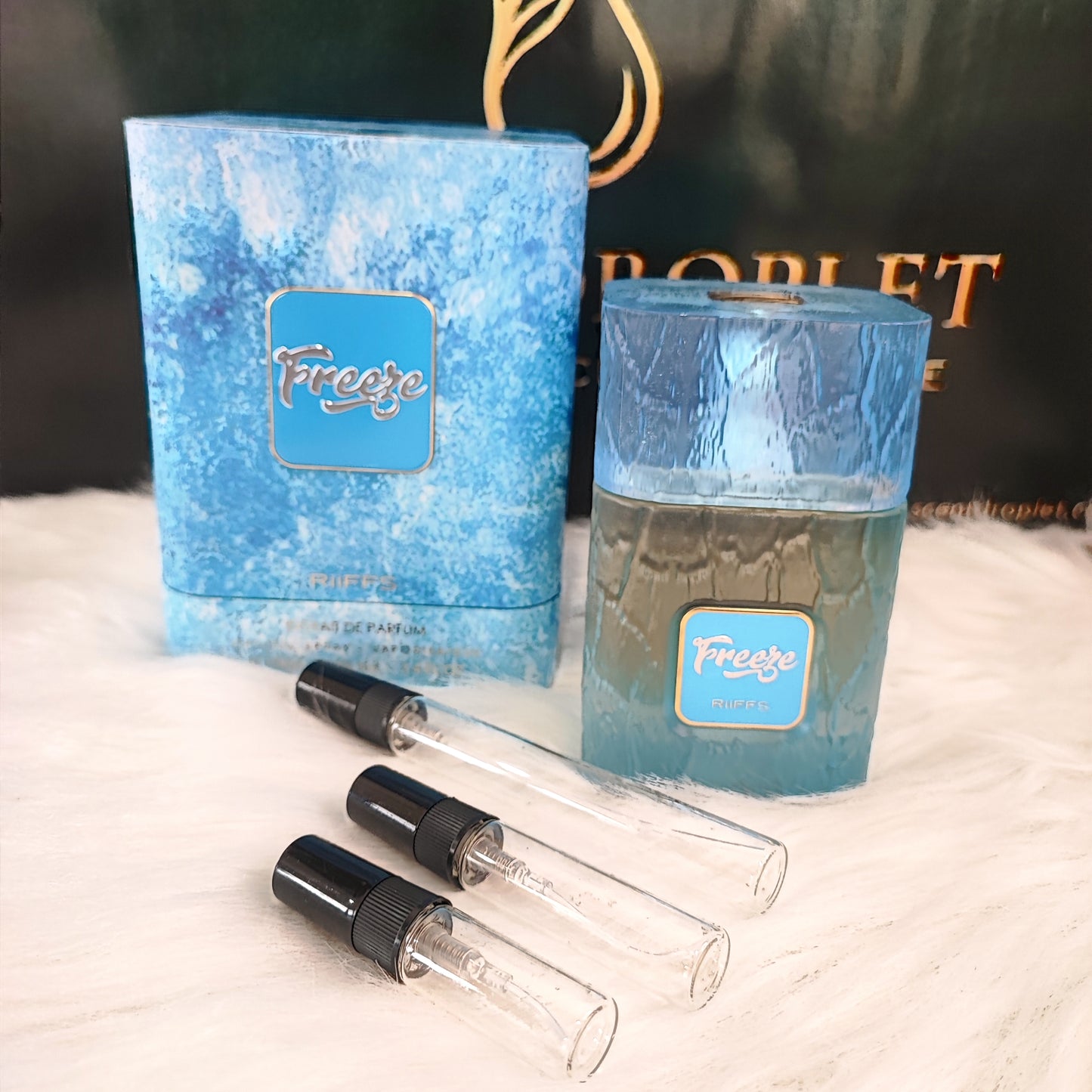 Freeze by Riiffs Extrait de Parfum (Decant)