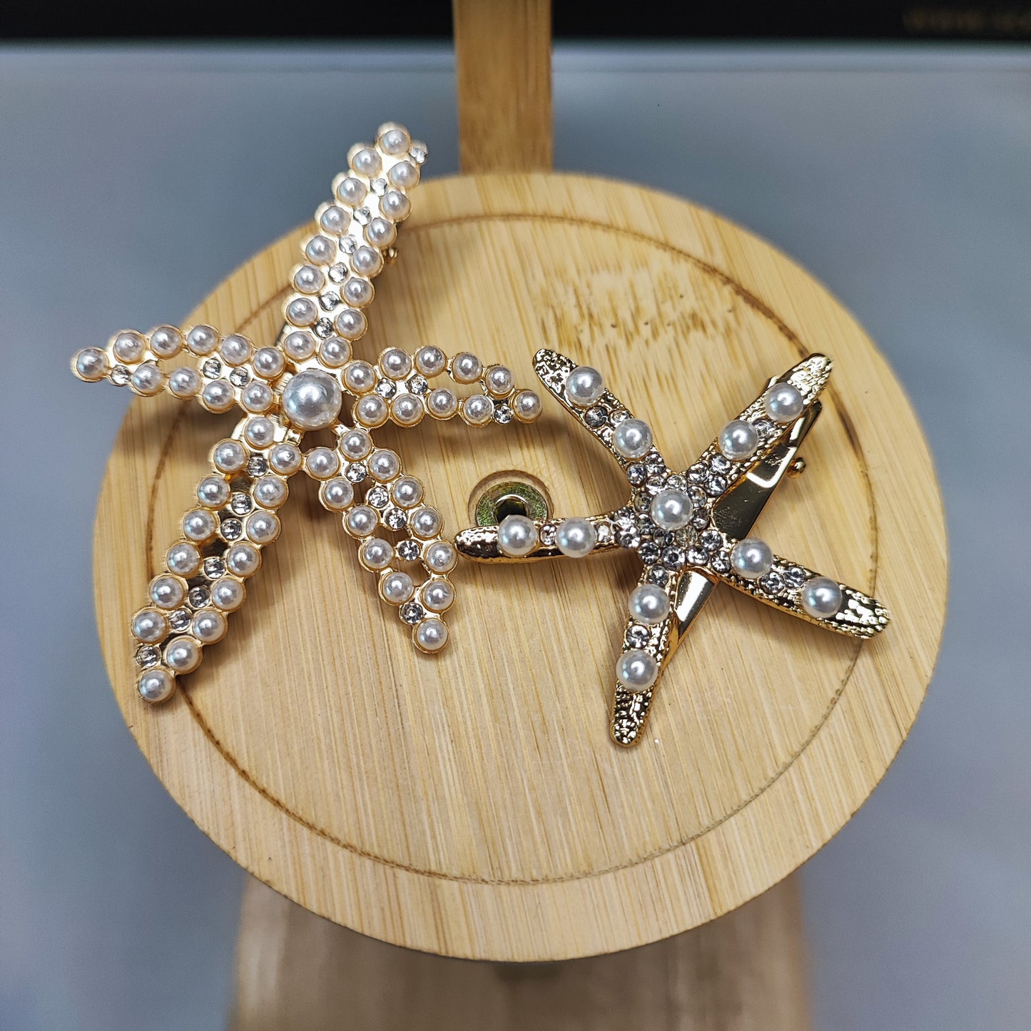 Starfish Pearl & Rhinestone Hair Clip Set - 2 Pieces