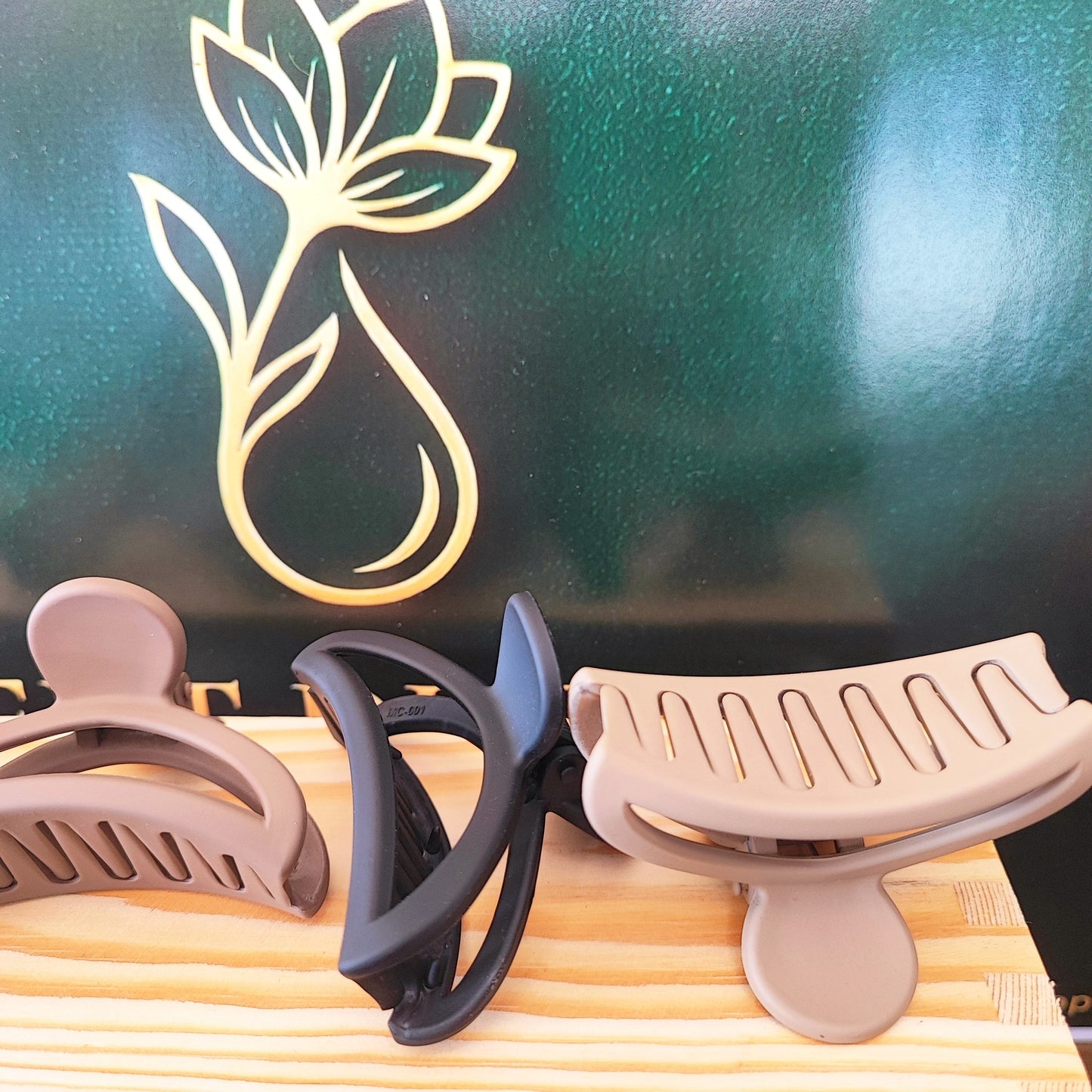 Matte Minimalist Hair Claw Clip Set - 4 Pieces
