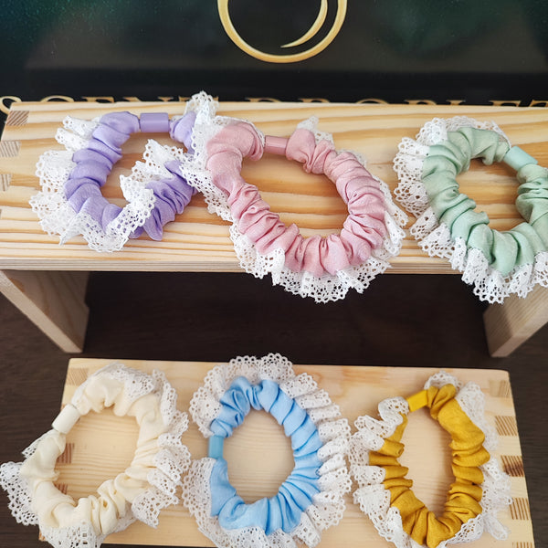 6 Pieces Net Bordered Scrunchies