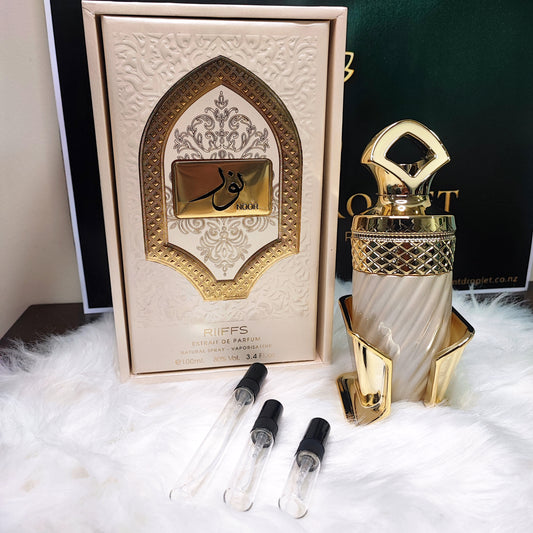 Noor by Riiffs Extrait De Parfum (Decant) (Full bottle also available)