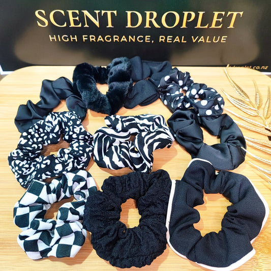 10 Pieces Black & White Scrunchies