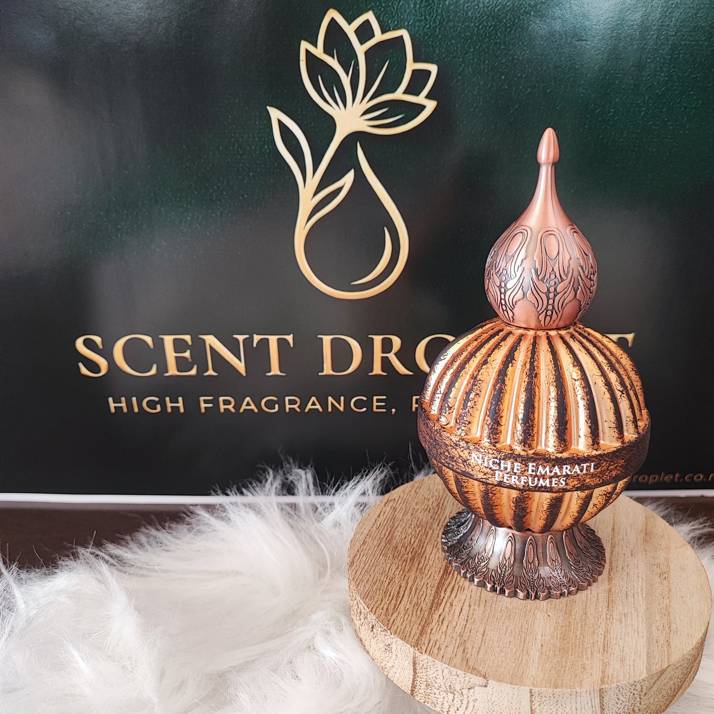 Niche Emarati Antique by Lattafa EDP (Decant)